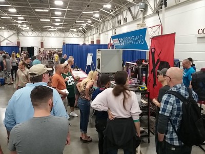 Milwaukee Makerspace Booth